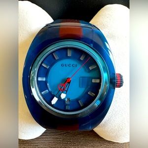 Gucci sync xxl YA137112 like new